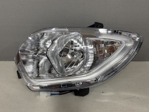 czad 073 lampa przednia lewa.jpg